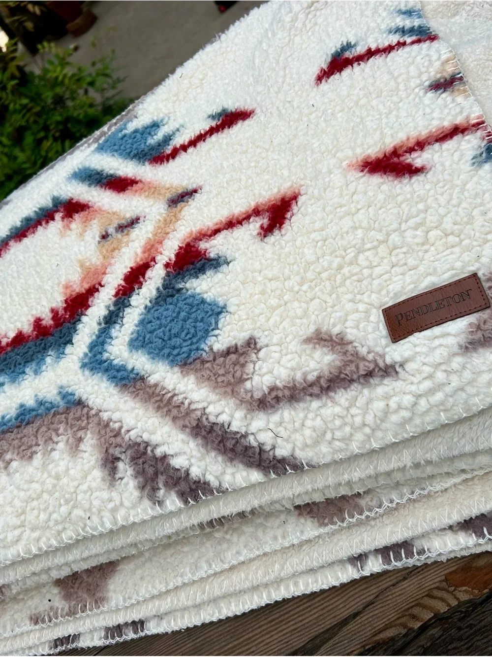 Pendleton Cream Sherpa Fleece Blanket “White Sands”